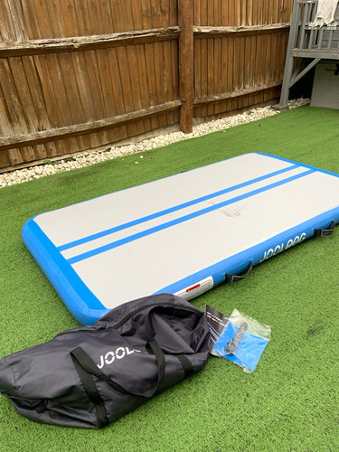 Airtrack gymnastics mat