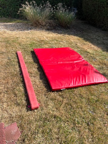 Gymnastic beam and mat
